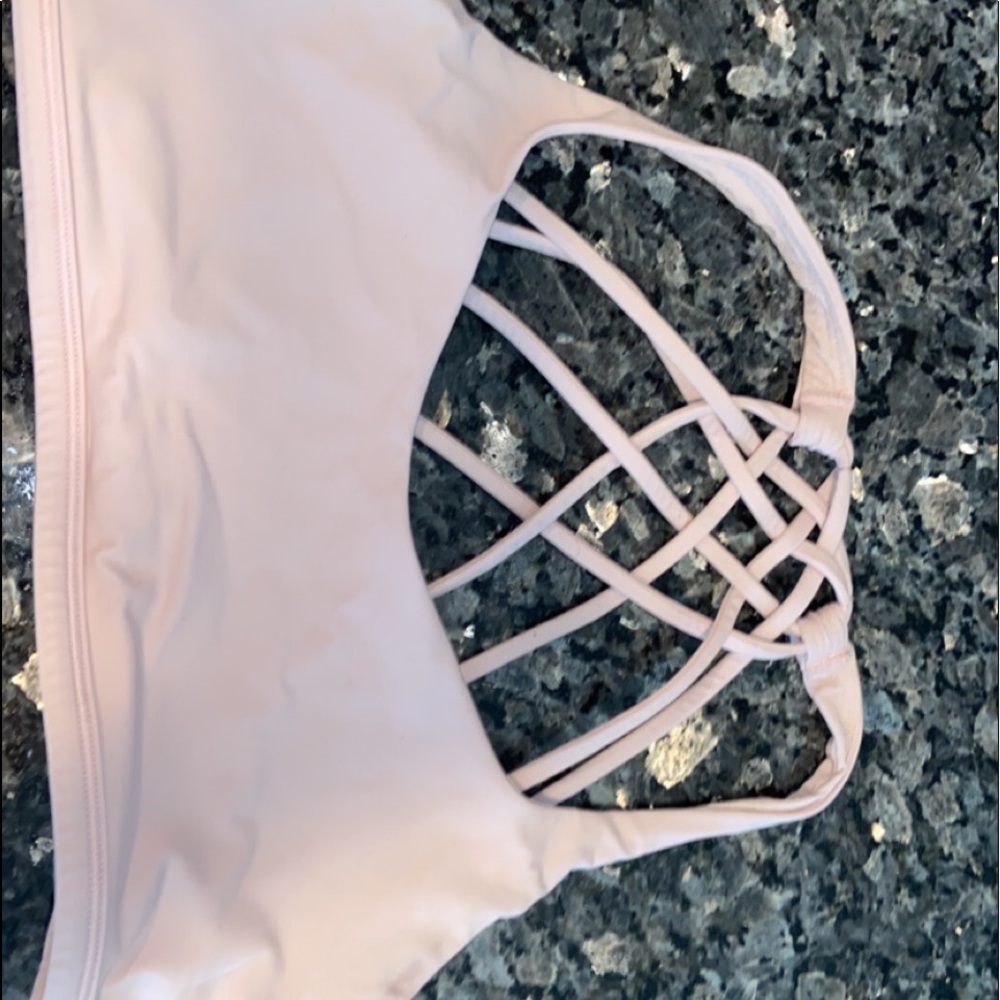 Lululemon free to be bra wild sports bra